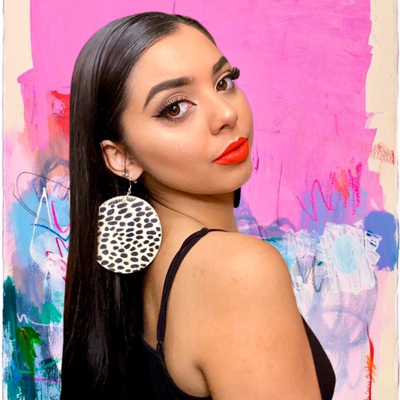 HPx3⭐️ Handmade Real Cowhide Cheetah Earrings - Picture 4 of 4